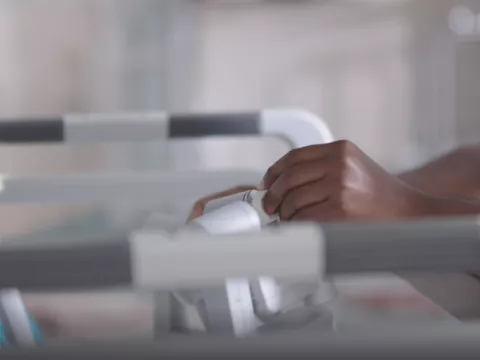 Hands working on a DaVinci Machine