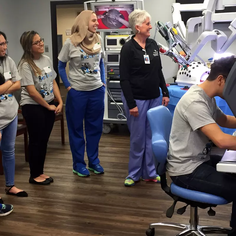 Group using robotic surgery equipment at AdventHealth Gordon Robotic Surgery